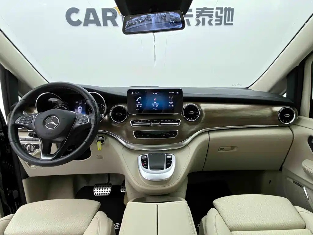 Mercedes-Benz V-Class 2022 Model V 260 Prestige Edition
