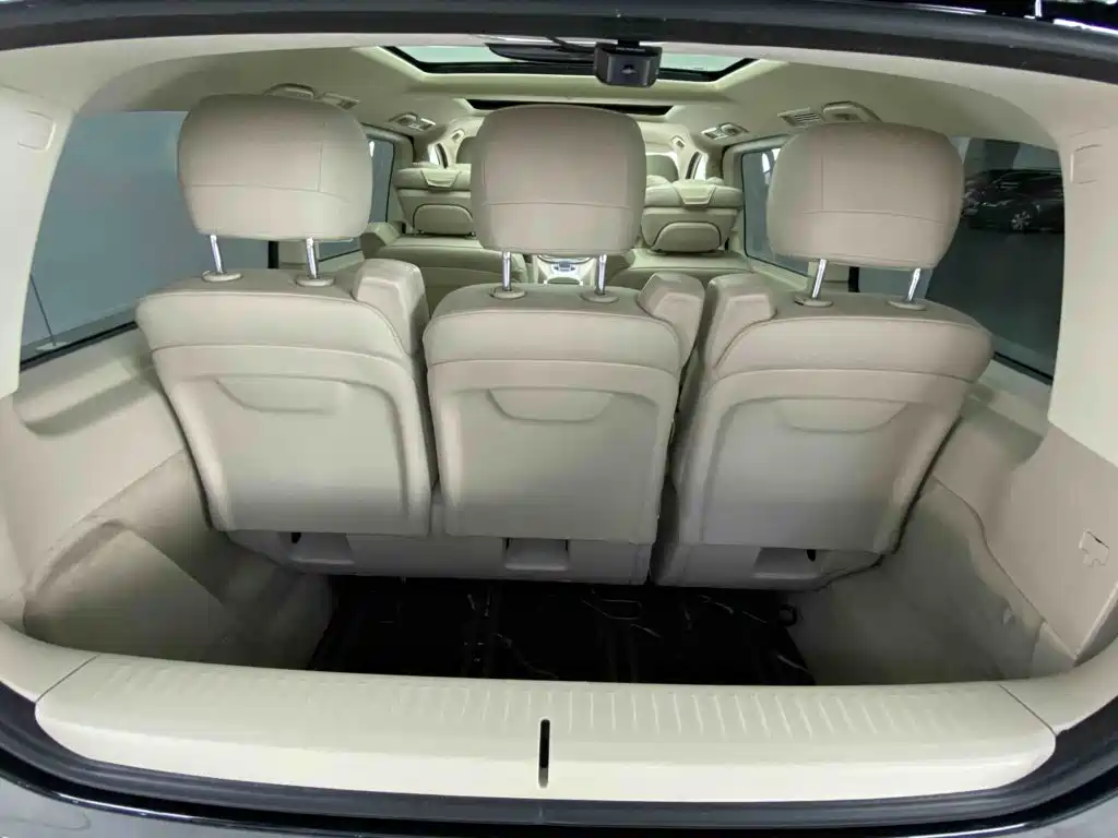 Mercedes-Benz V-Class 2022 Model V 260 Prestige Edition