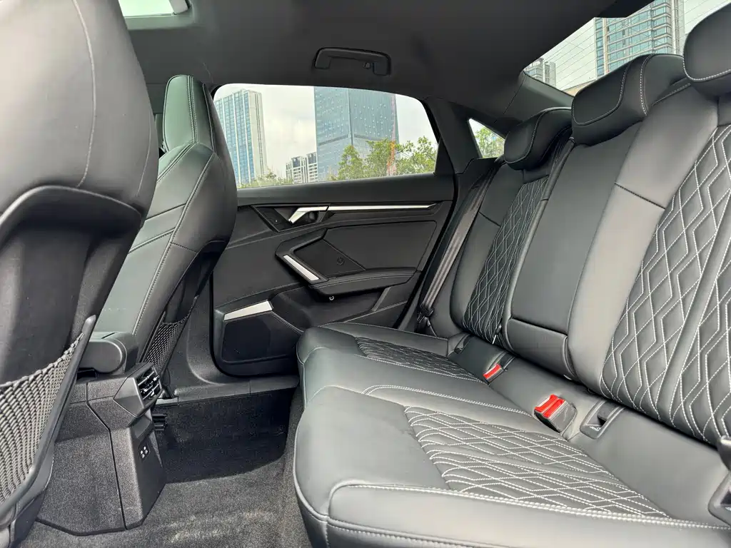 Audi A3 2025 model A3L Limousine 35 TFSI Prestige Edition