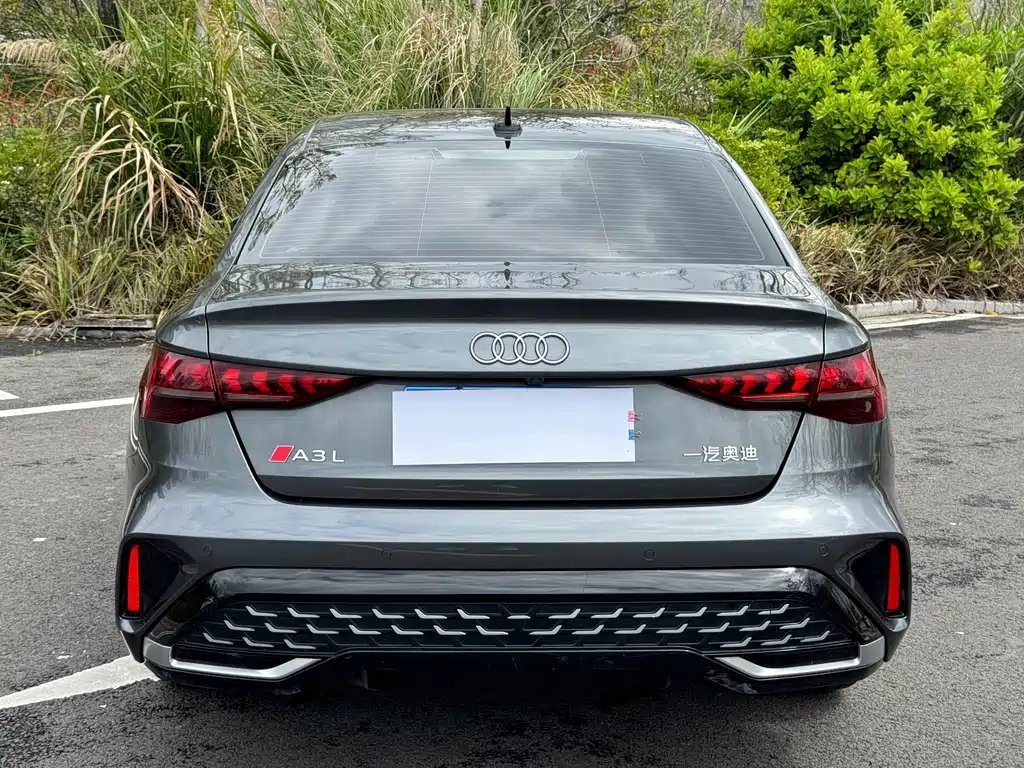 Audi A3 2025 model A3L Limousine 35 TFSI Prestige Edition