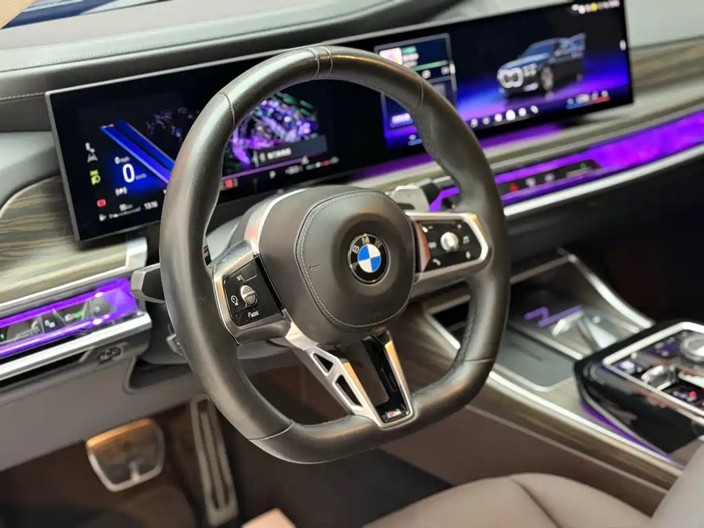 BMW 7 Series 2023 735Li M Sport Package
