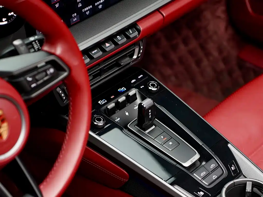 Porsche 911 Carrera Cabriolet 3.0T 2020 Model