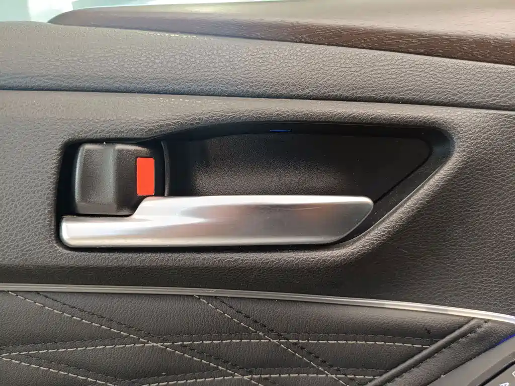 Asia Dragon 2019 2.5L Touring Prestige Edition National V