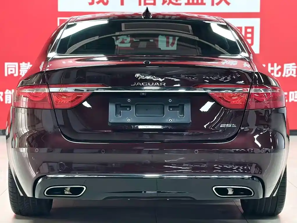 Jaguar XFL 2018 Edition XFL 2.0T 250PS Prestige Edition