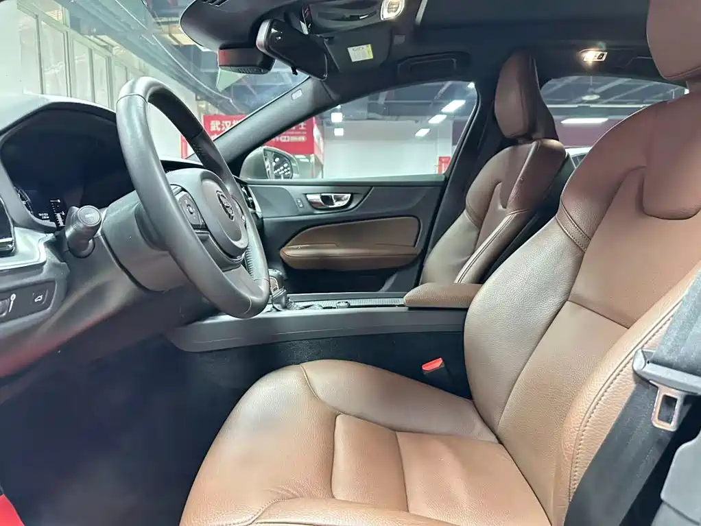 Volvo S60 2021 T4 Intelligent Comfort Luxury Edition