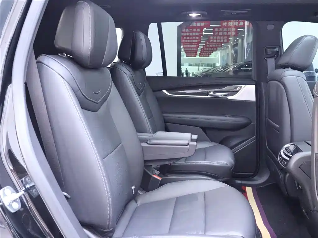 Cadillac XT6 2025 2.0T 6-seat 4WD Prestige Executive Black Label Edition