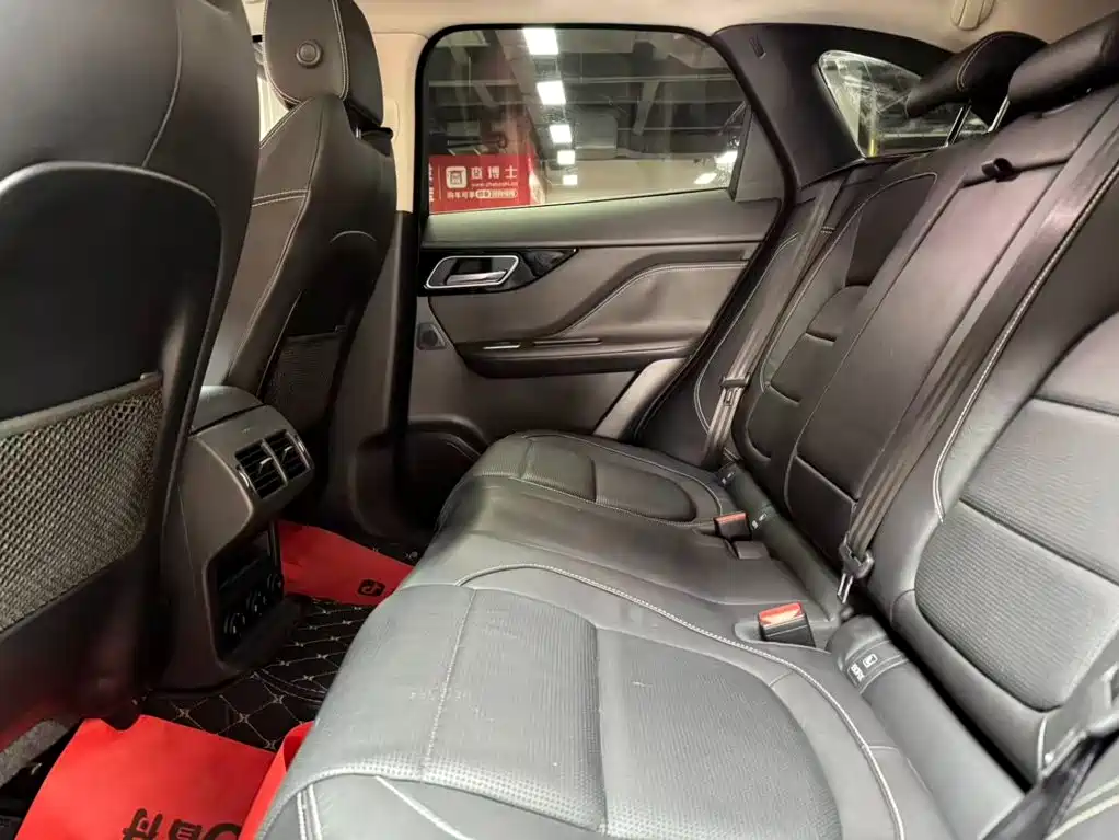 Jaguar F-PACE 2019 2.0T All-Wheel Drive R-Sport Sport Edition