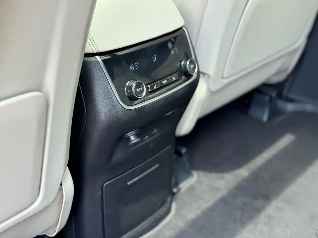 Lemon ONE 2021 Model, Extended Range 6-Seat Edition