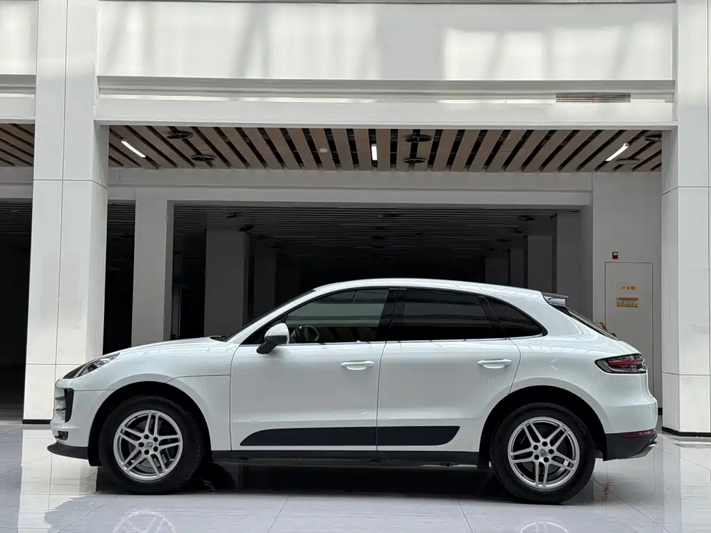 Macan 2018 2.0T