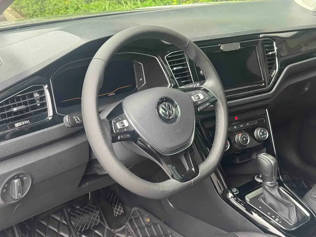 T-ROC 2020 280TSI DSG Two-wheel Drive Comfort Edition