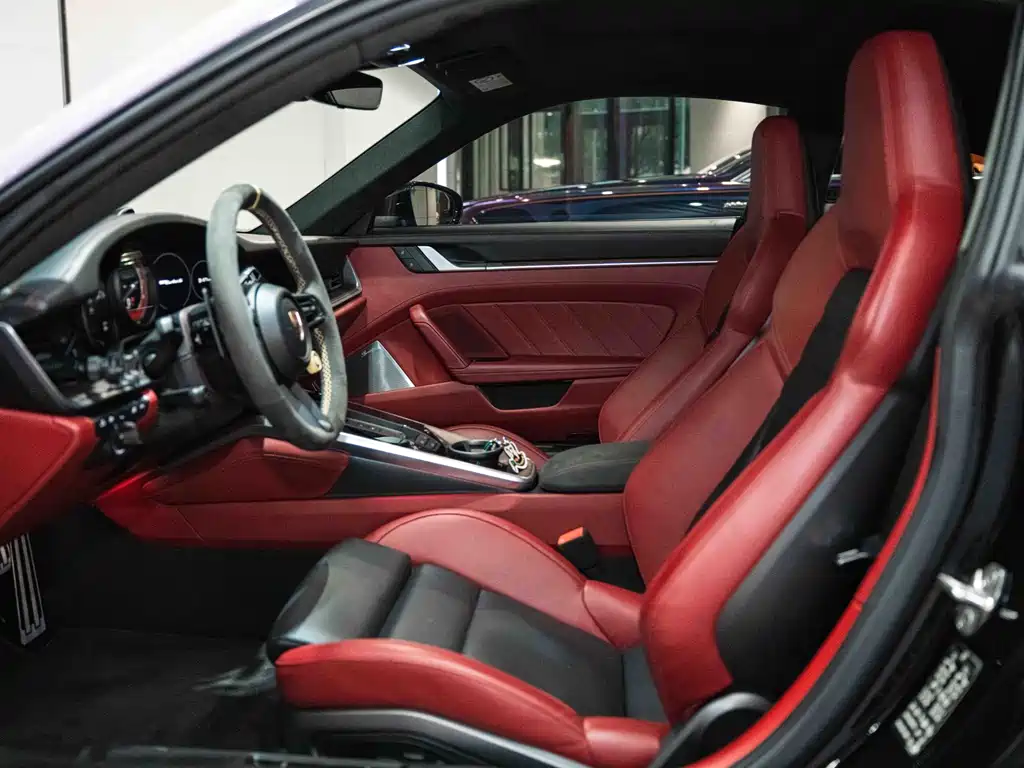 Porsche 911 Turbo S 3.7T 2022