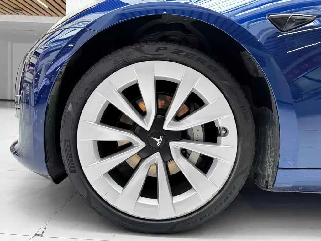 Model 3 Standard Range Rear-Wheel Drive Upgrade 2021