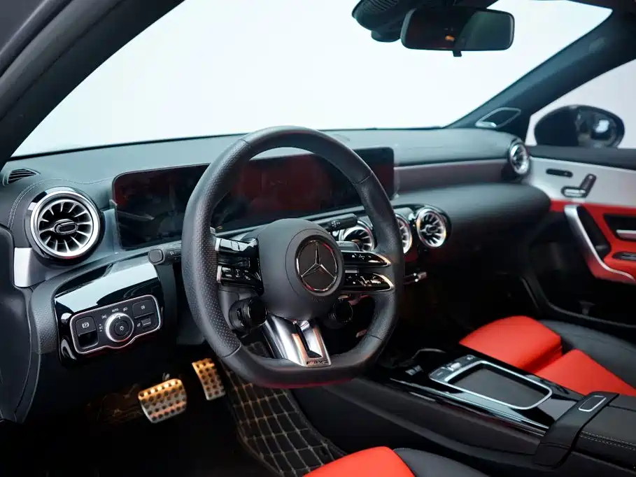Mercedes-Benz A-Class AMG 2025 AMG A 35 L 4MATIC