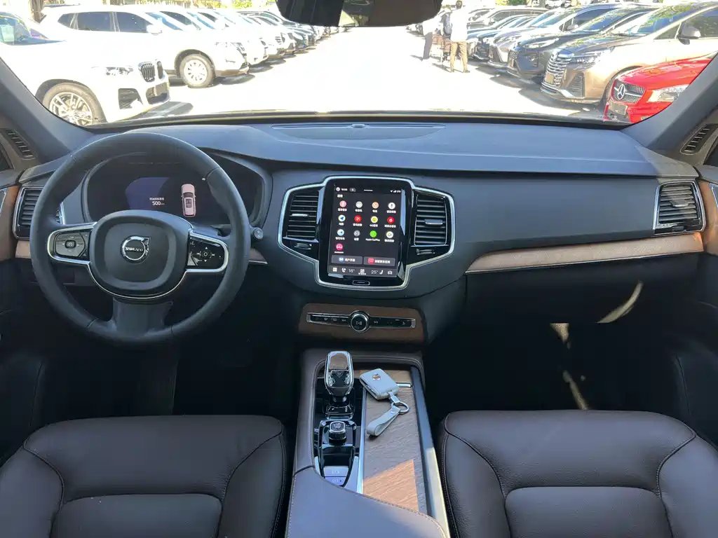 Volvo XC90 2024 B6 Intelligent Luxury Edition 7-seater