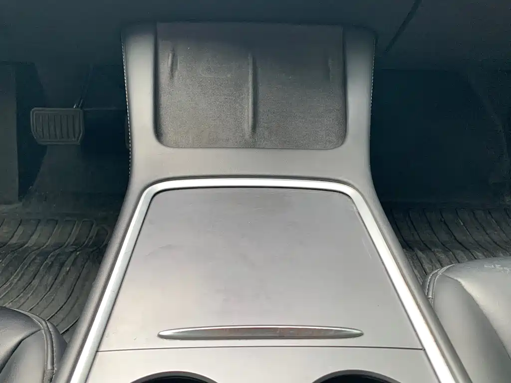 Model 3 Rear-Wheel Drive 2022