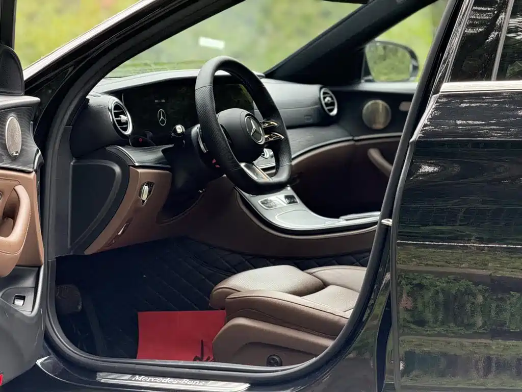Mercedes-Benz E-Class 2022 Facelift E 300 L Luxury Edition