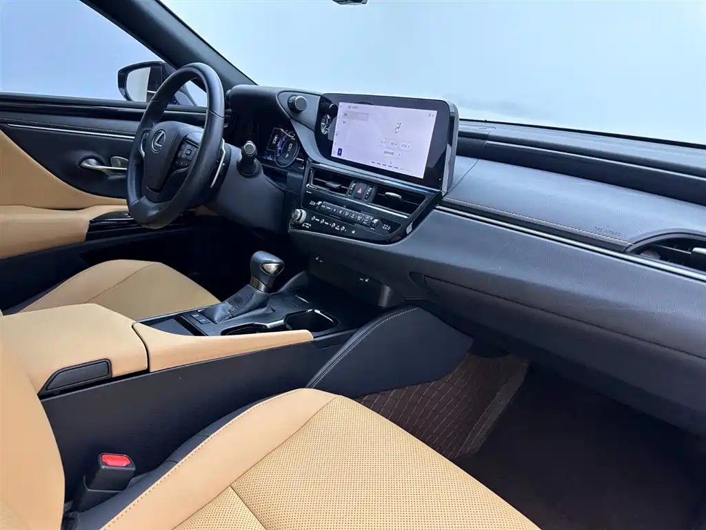 Lexus ES 2022 200 Excellence Edition