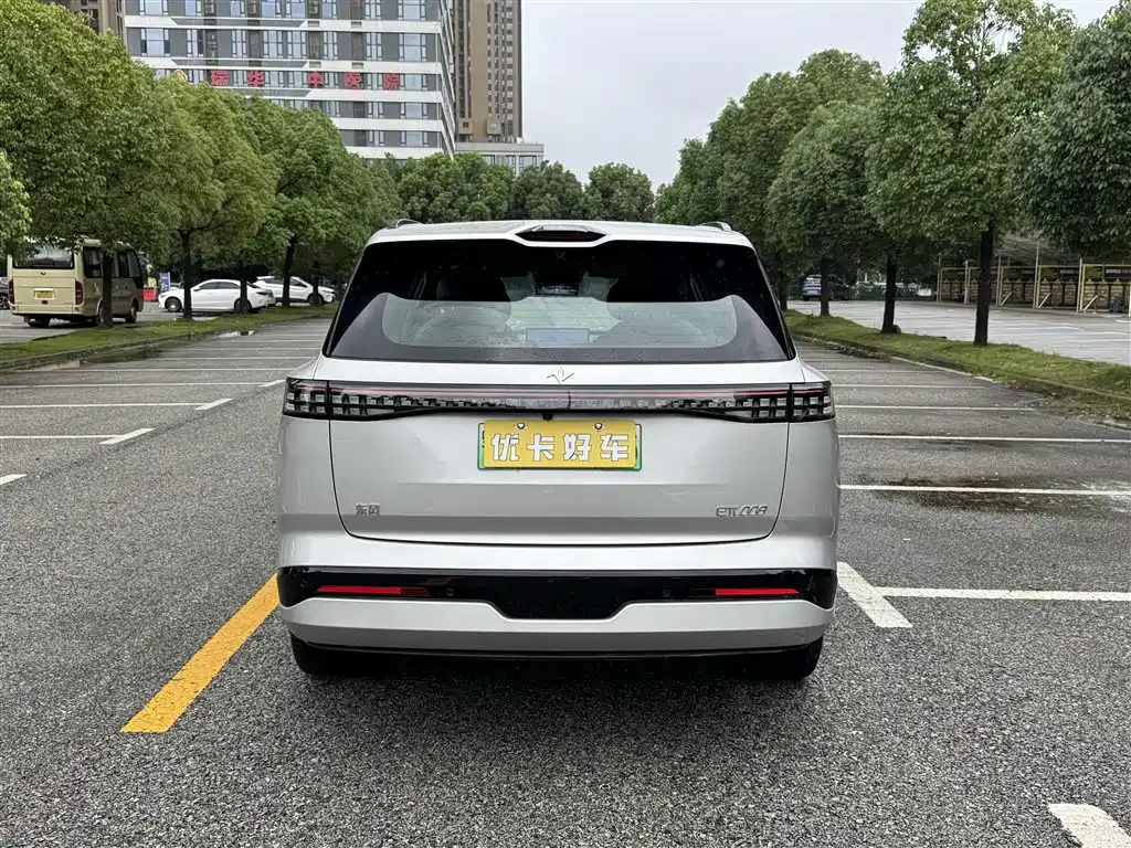 eπ008 2024 6-seat Extended Range Edition