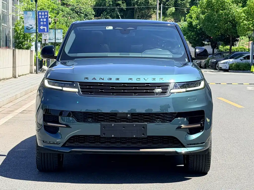 Range Rover Sport 2024 400PS Dynamic SE