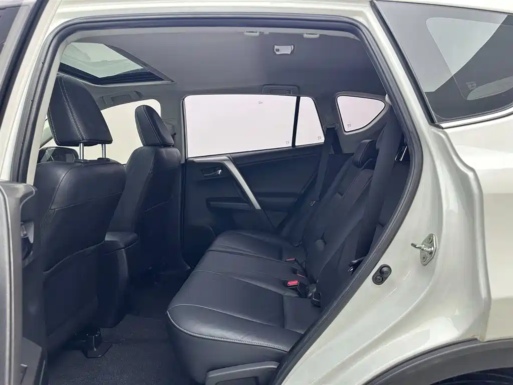 RAV4 2019款 2.0L CVT两驱智尚版 国VI