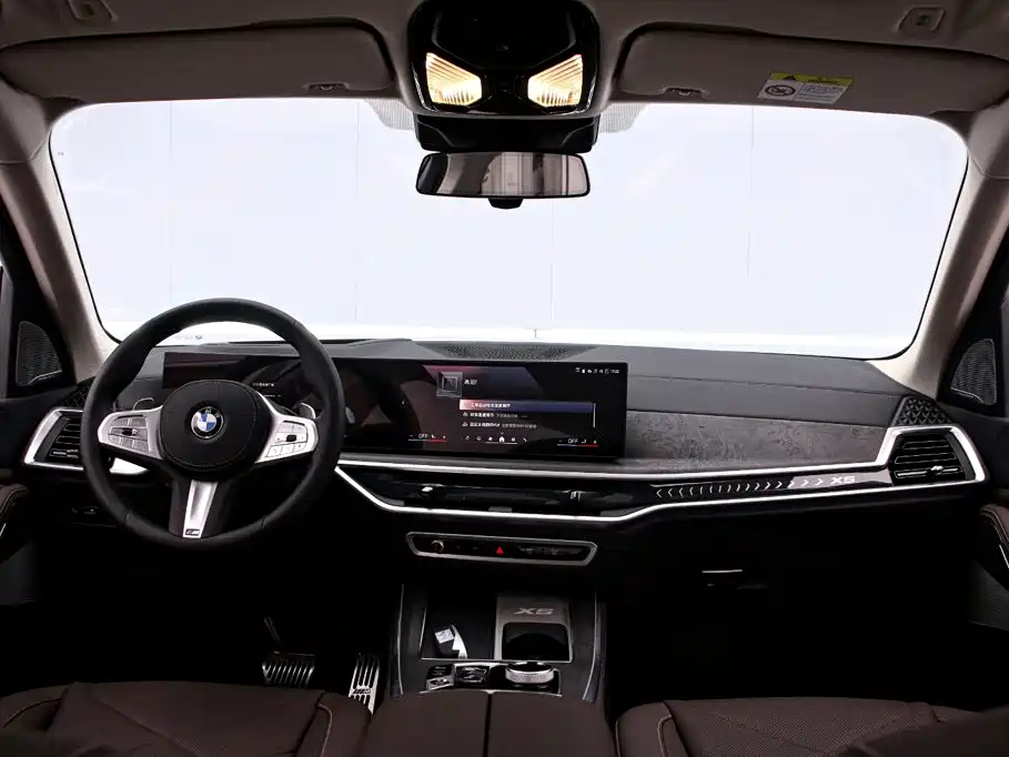 BMW X5 2023 xDrive 30Li M Sport Night Package尊享型