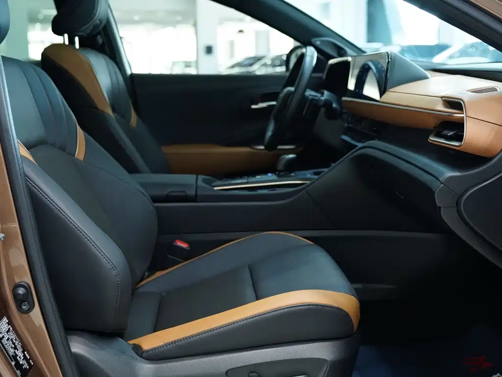 2023 Crown SportCross 2.4T SportCross HEV 4WD Ultimate Edition