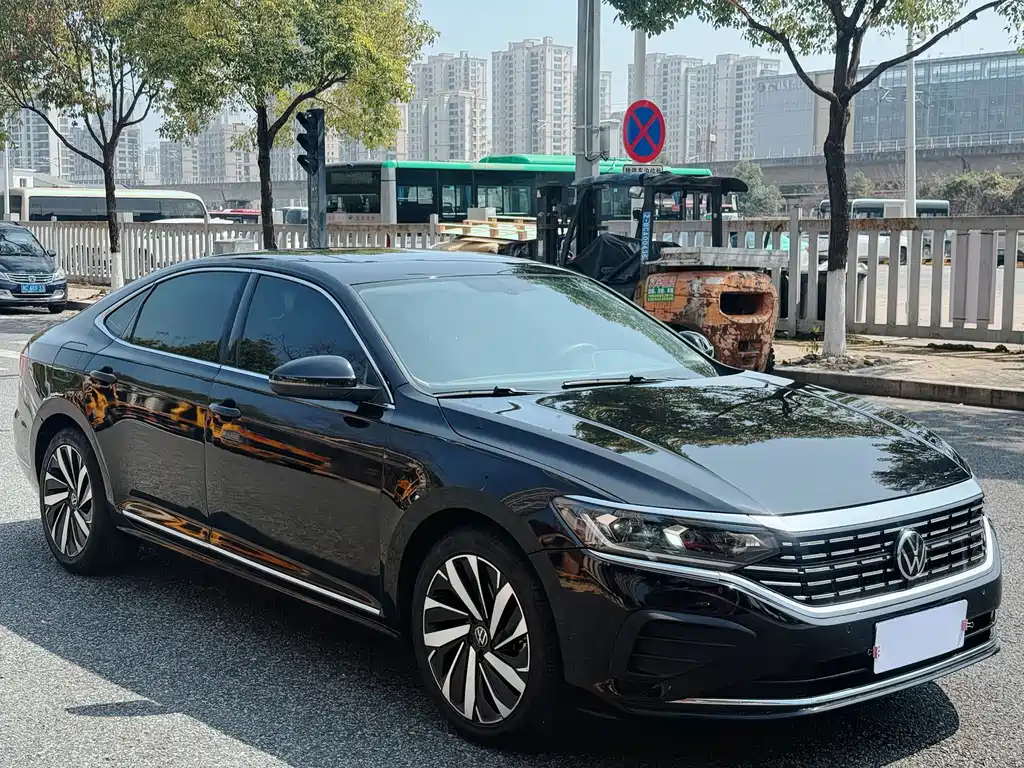 Passat 2024 330 TSI Starlight Elite Edition