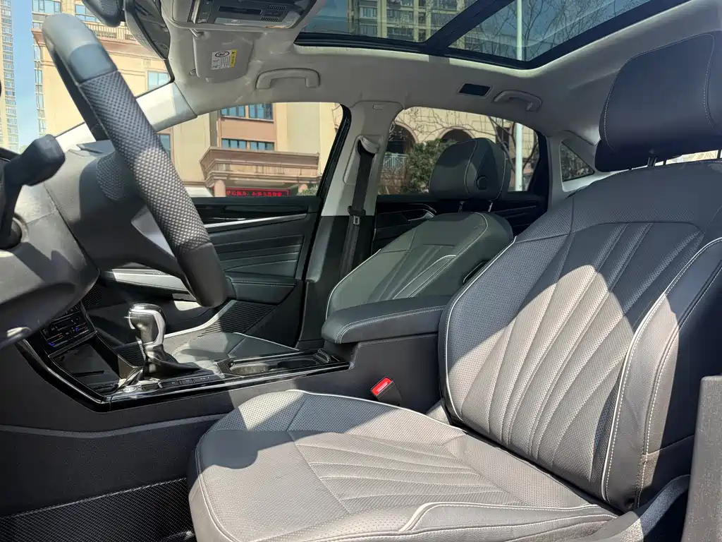 Passat 2024 330 TSI Starlight Elite Edition