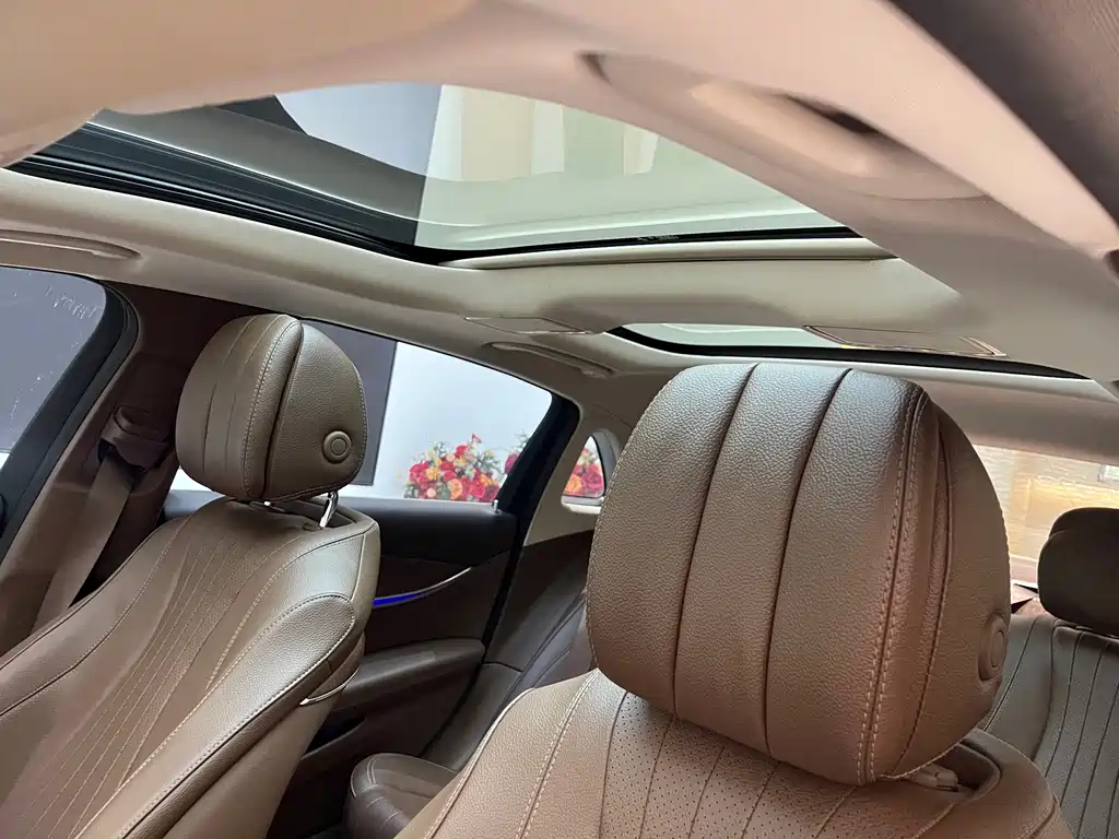 Mercedes-Benz E-Class 2022 Facelift E 260 L