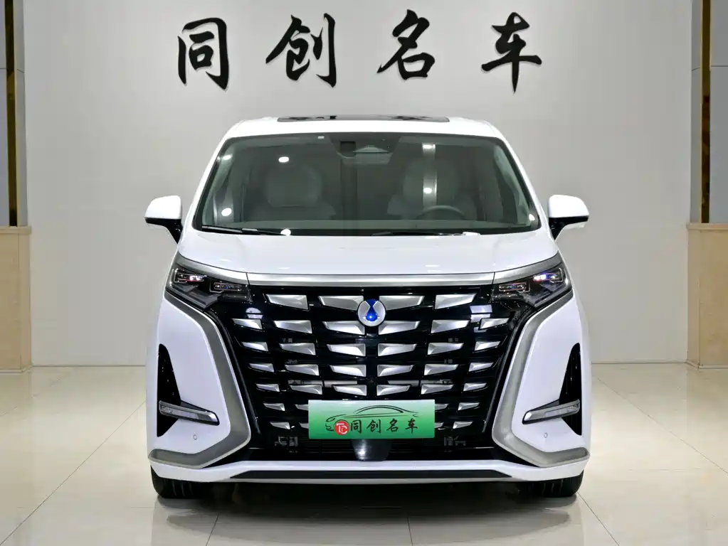 Tengri D9 2022 DM-i 970 All-Wheel Drive Prestige Edition