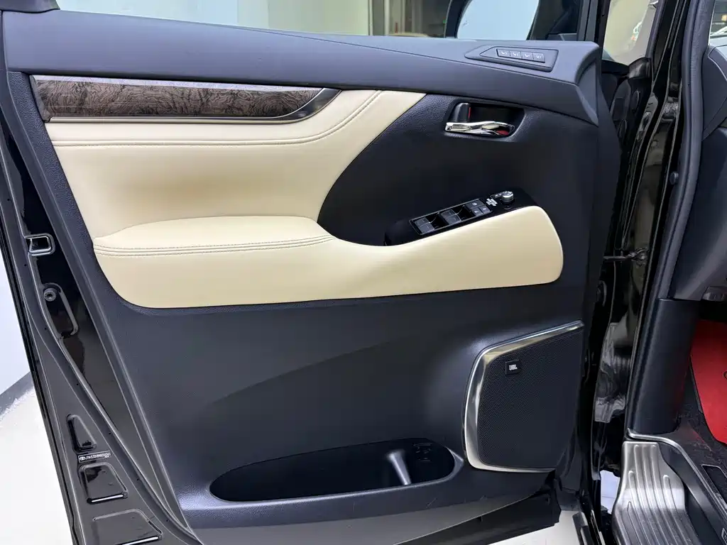 Camry 2021 2.5L HV Luxury Edition