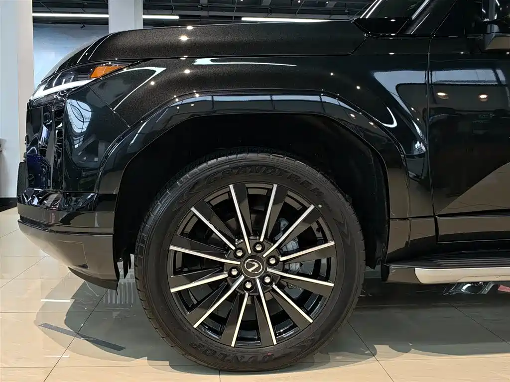 Lexus GX 2024 Peak Edition