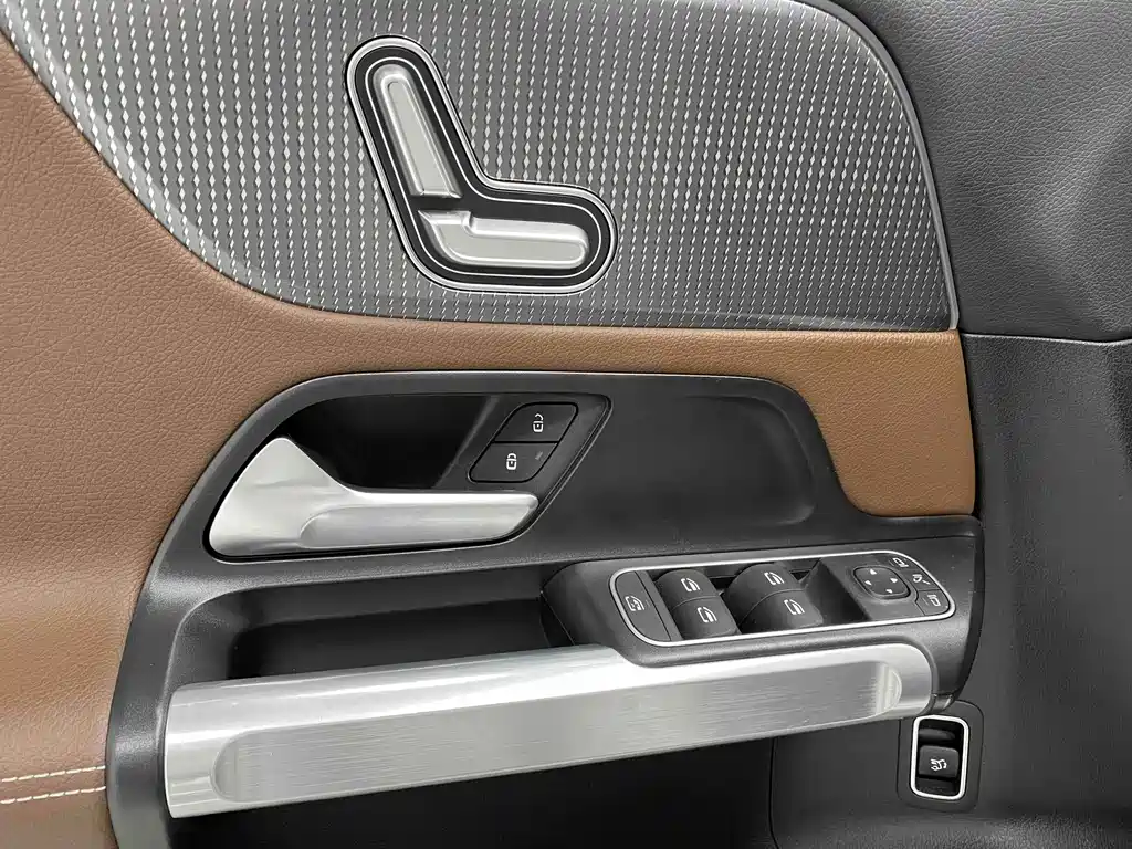 Mercedes-Benz GLB 2023 GLB 220 Dynamic Edition