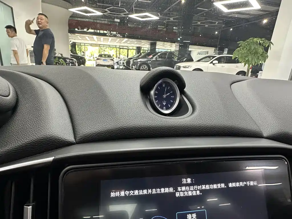 Ghibli 2018 Facelift 3.0T Standard Edition