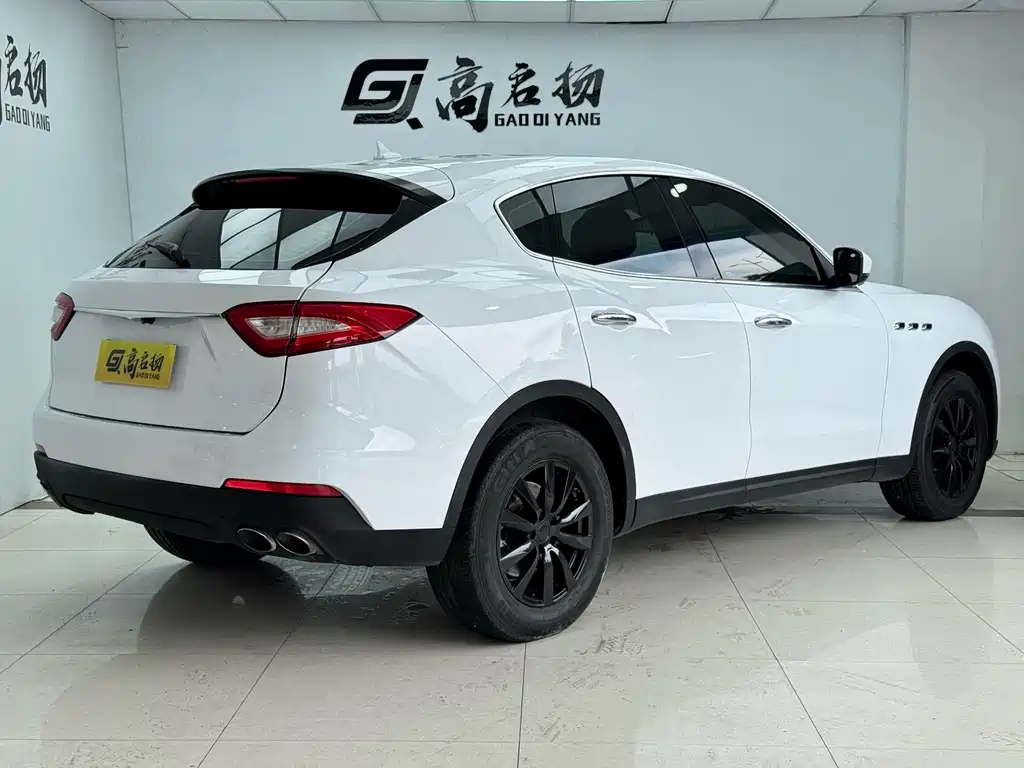 Levante 2018 Classic Edition 3.0T
