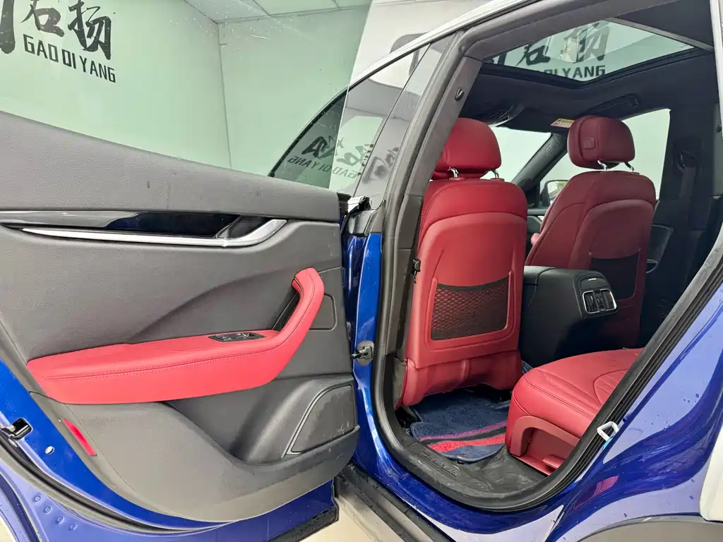 Levante 2018 Classic Edition 3.0T
