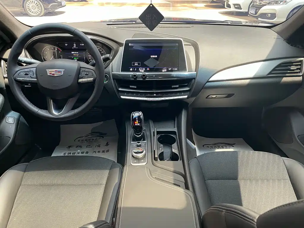 Cadillac CT5 2022 28T Luxury (Standard)