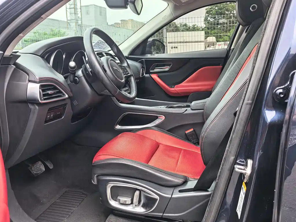 Jaguar F-PACE 2016 3.0 SC AWD R-Sport Sport Edition