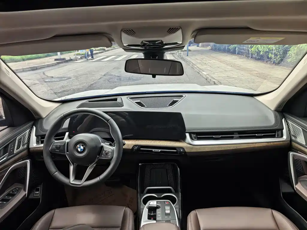 BMW X1 xDrive25Li X Design Package 2023 Model