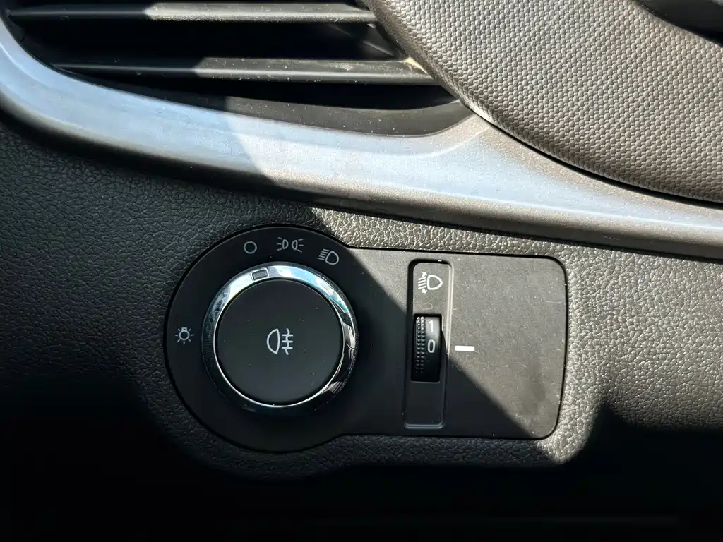 Chevrolet Cortez 2019 320 Automatic Xinyue Edition