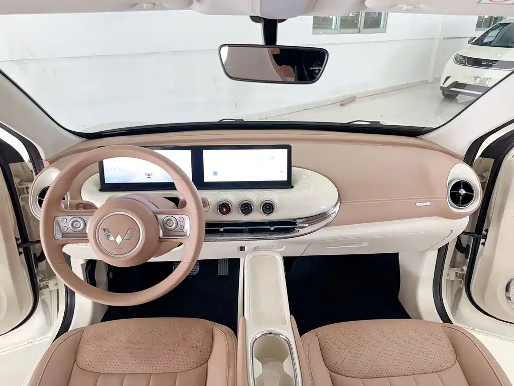 Wuling BenGuo 2025 Model 333km LingXi Interconnected Edition
