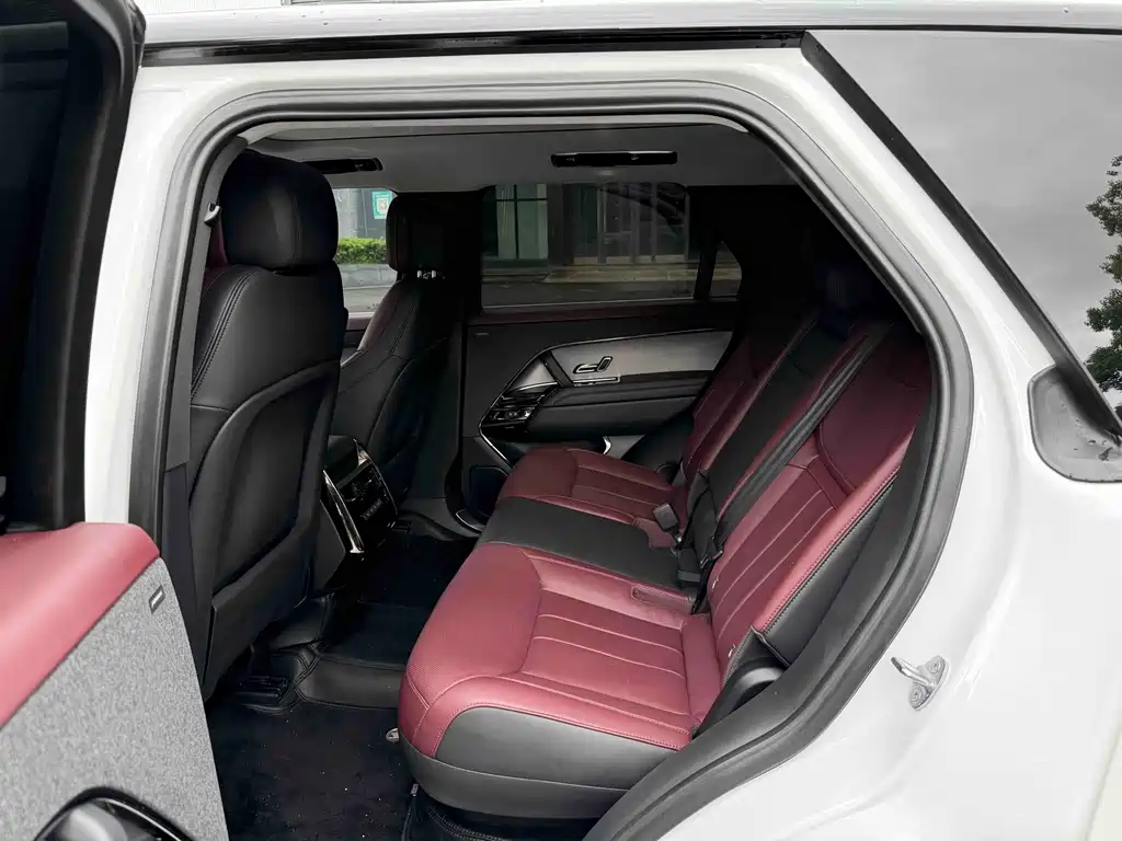 Range Rover Sport 2023 400PS Dynamic SE