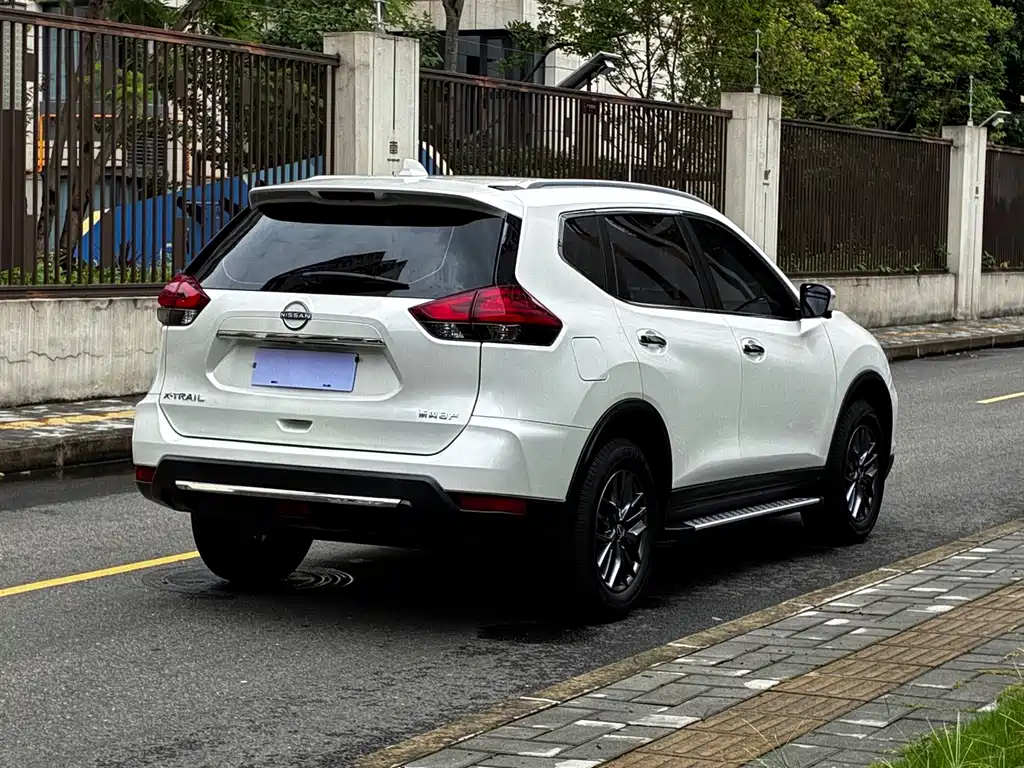 2025 Qashqai Honor 2.0L FWD Leading Edition