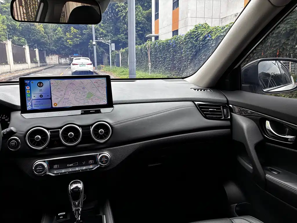 2025 Qashqai Honor 2.0L FWD Leading Edition