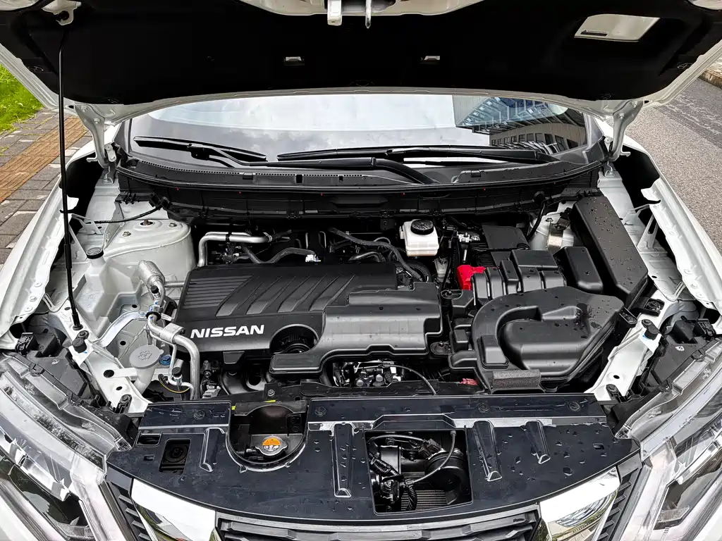 2025 Qashqai Honor 2.0L FWD Leading Edition
