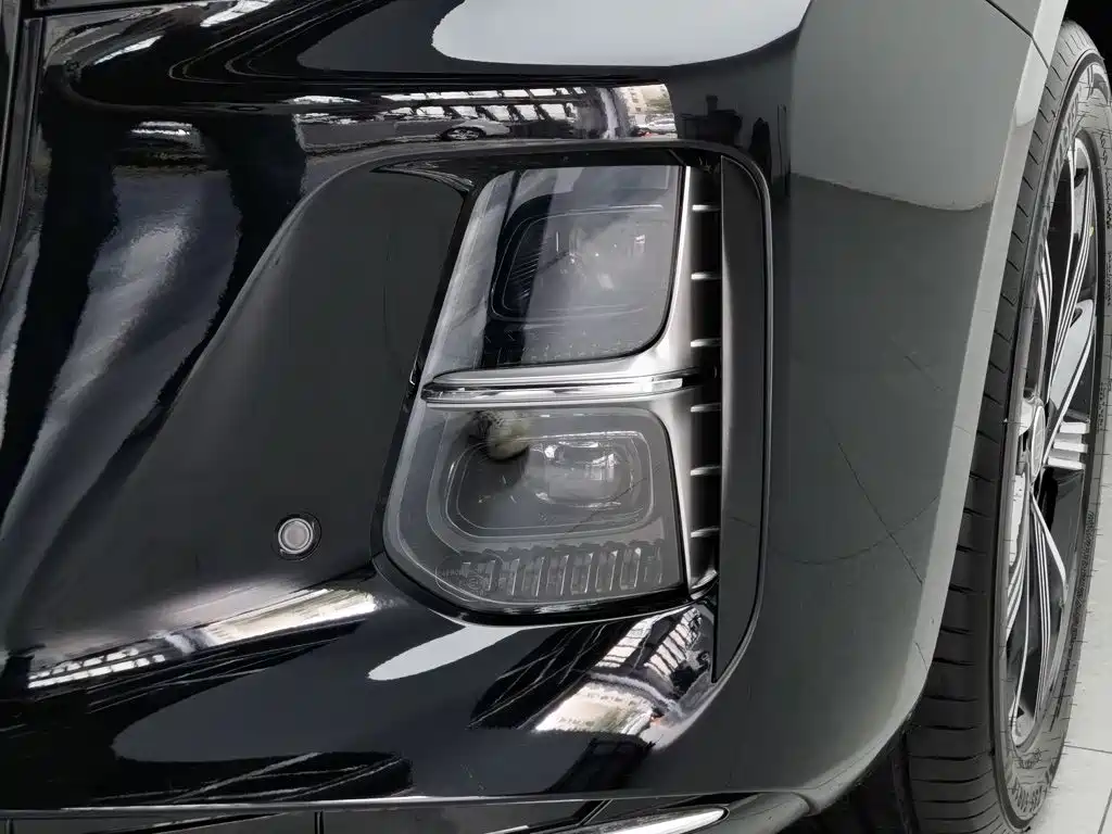 Hongqi H5 PHEV 2025 Edition 130 Super Hybrid Version