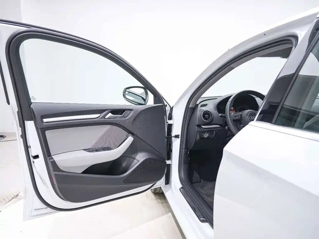 Audi A3 2020 Facelift Limousine 35 TFSI Sportline Euro VI