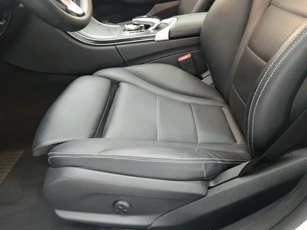 Mercedes-Benz C-Class 2015 C 200 L Sportline