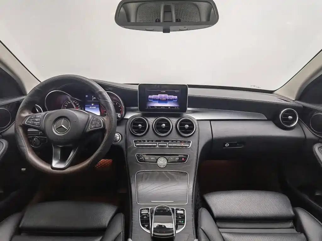 Mercedes-Benz C-Class 2015 C 200 L Sportline