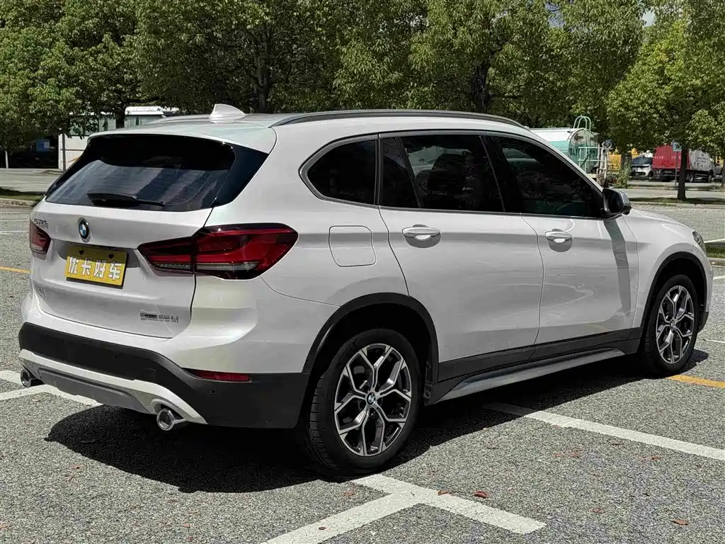 BMW X1 2022 sDrive20Li Fashion Edition